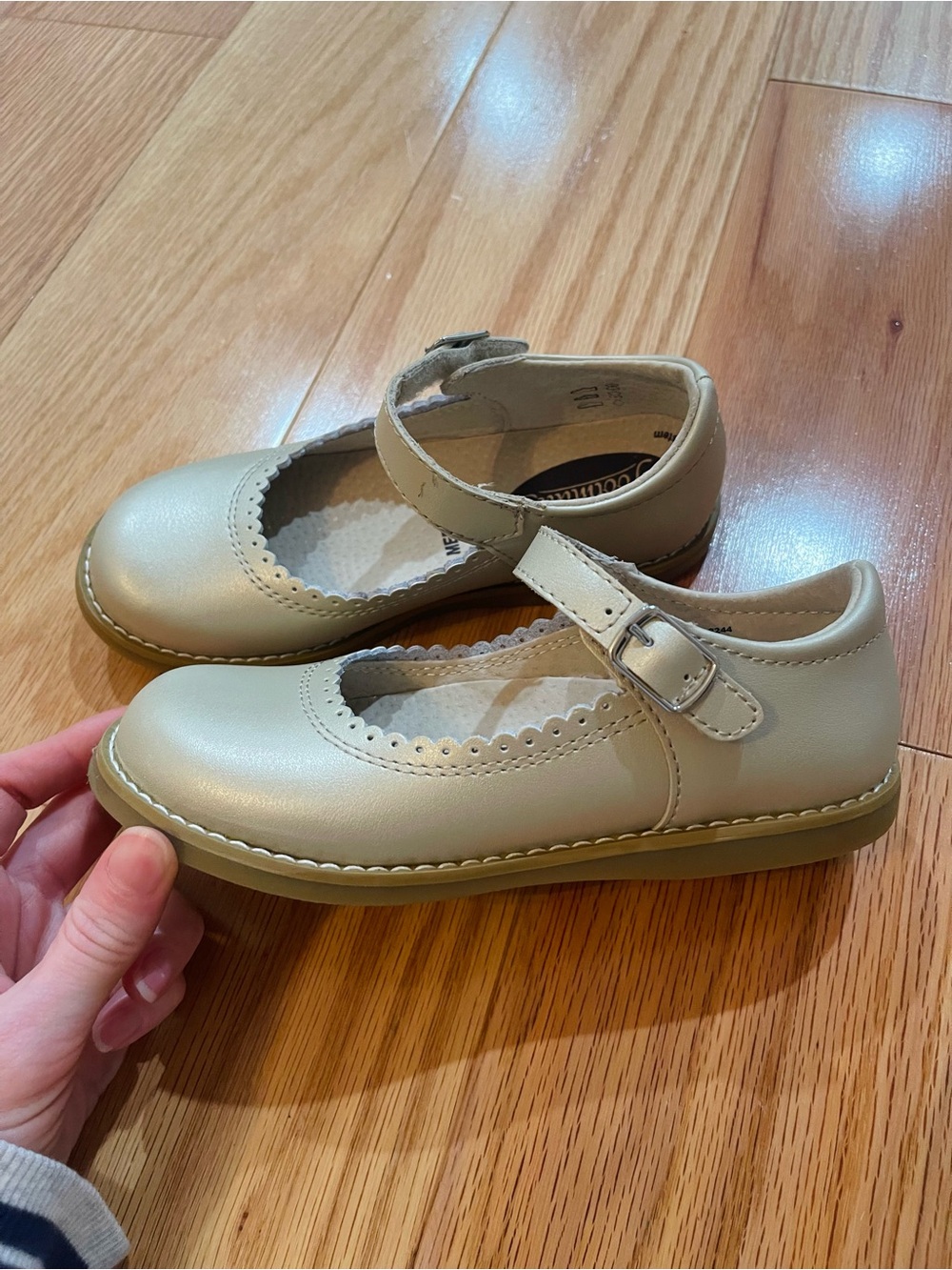 FootMates Girls' Mary Jane Dress Shoes in Light Tan